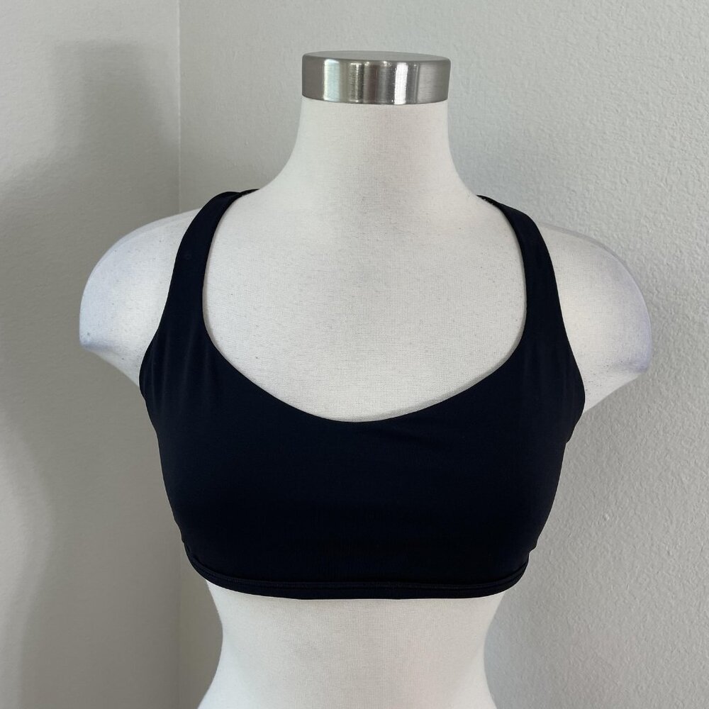 Lululemon Sports Bra Womens 12 Black Strappy Lattice Back Yoga Crop Top Athletic